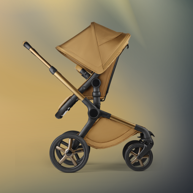 צבע הפוקס: מרכב, בד עריסה וטיולון: ענבר זורח